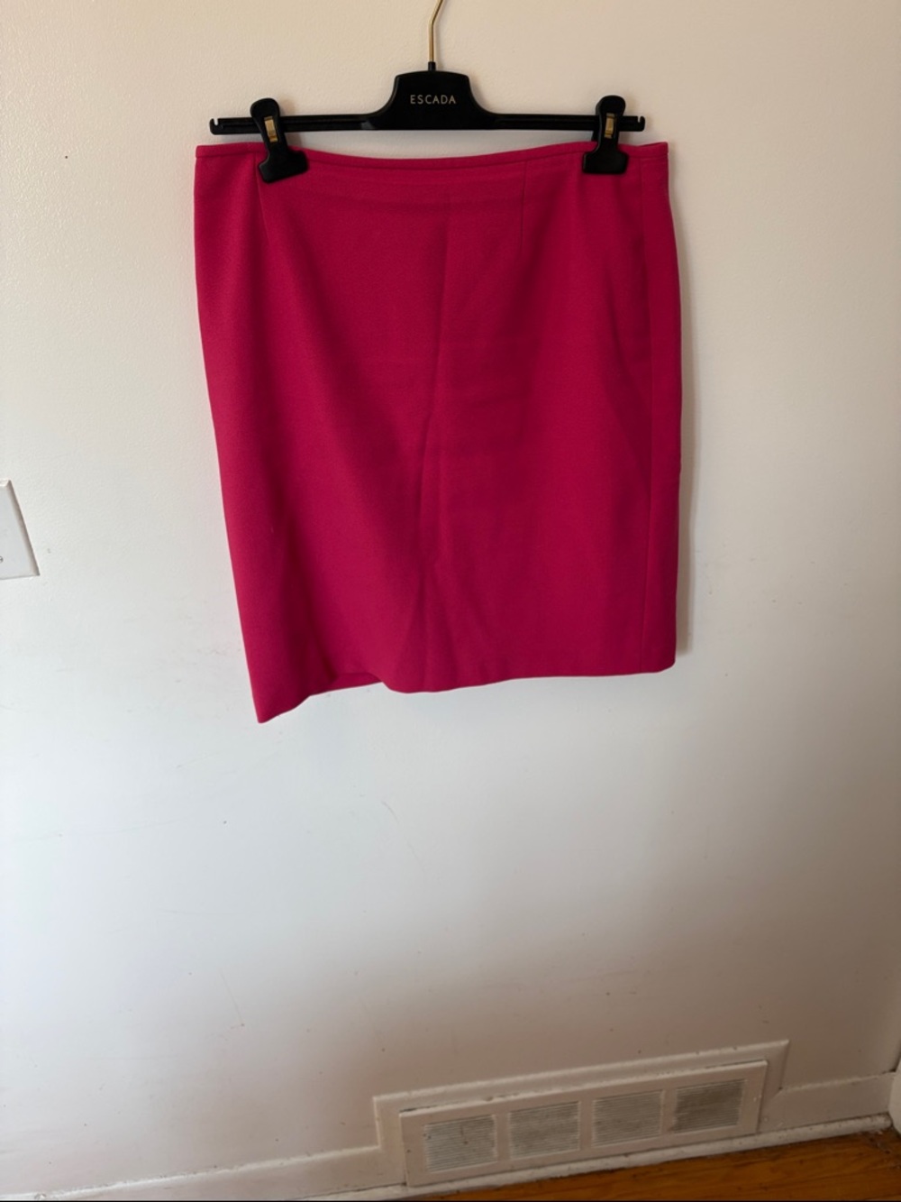 Tahari vibrant Hot Pink Pencil Skirt